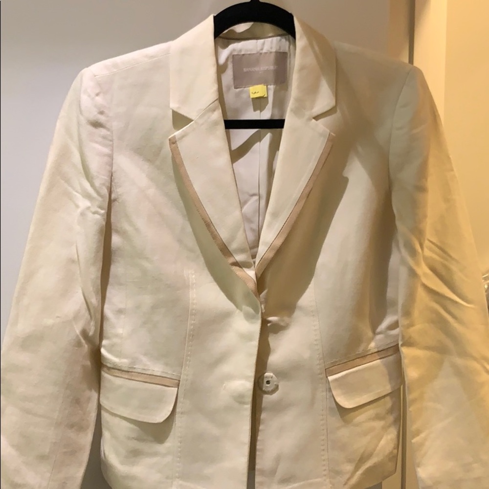 Cream linen blazer